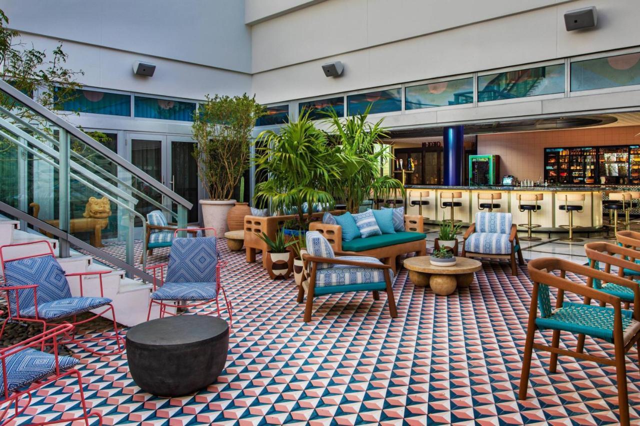 Moxy Miami South Beach マイアミビーチ エクステリア 写真