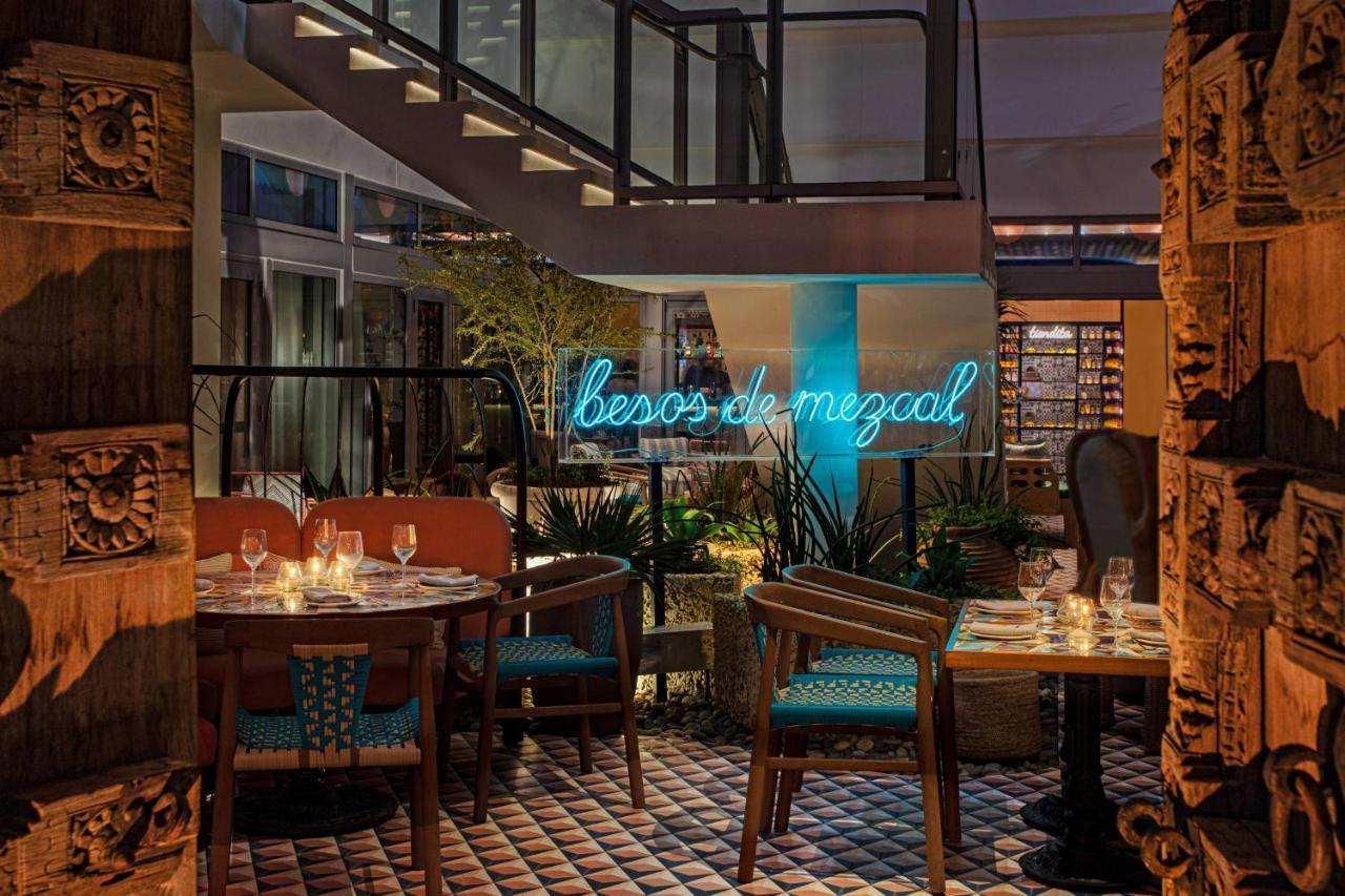 Moxy Miami South Beach マイアミビーチ エクステリア 写真